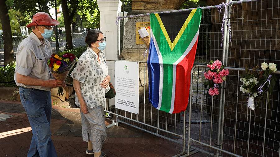 Biden and Pope express condolences over Tutu’s death