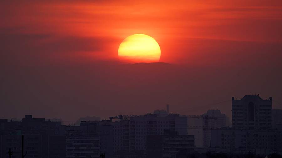 The eclipse of the sun will occur on December 4