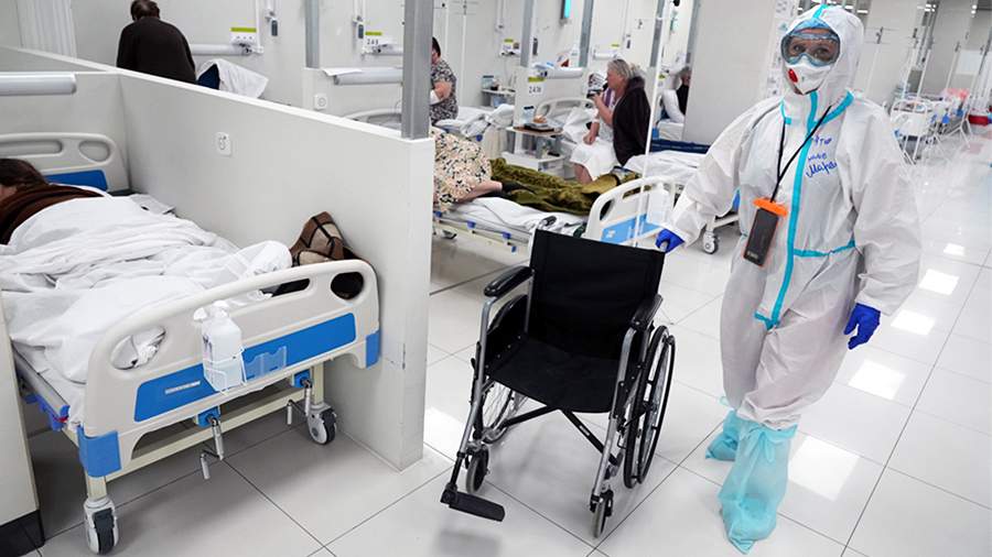 The doctor spoke about the patients with COVID-19 who have lost hearing and sight in Moscow