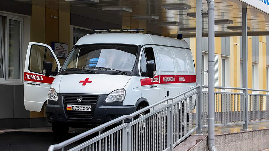 Two Russian soldiers caught in an avalanche in South Ossetia were hospitalized