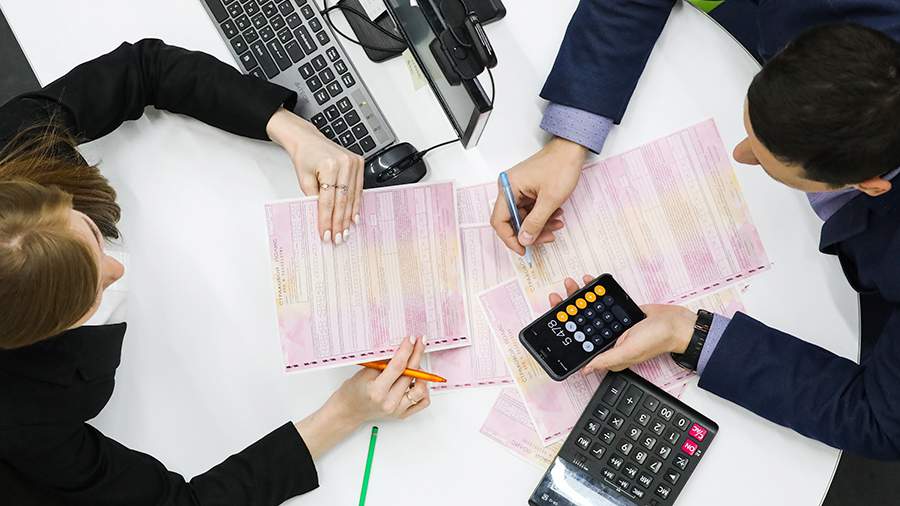 Industry leaders named in 2021 in terms of wages