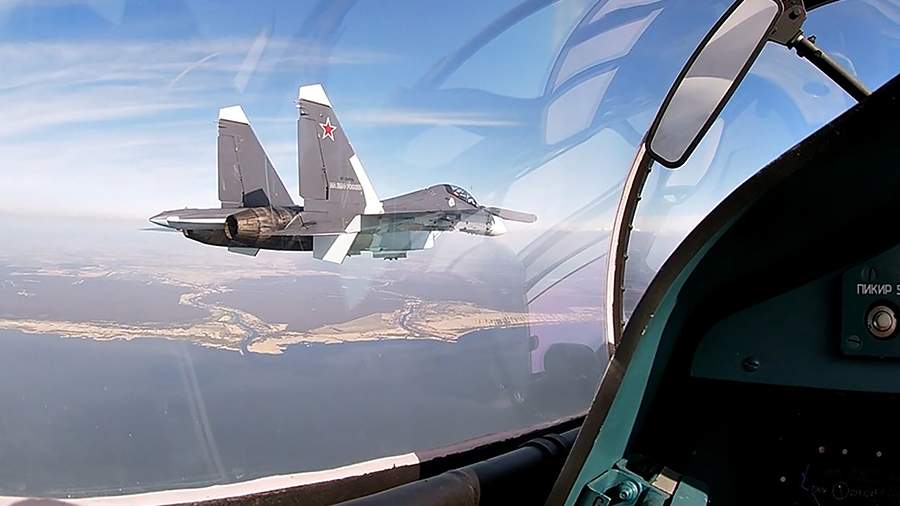 Russian fighters escorted five US and French military aircraft over the Black Sea