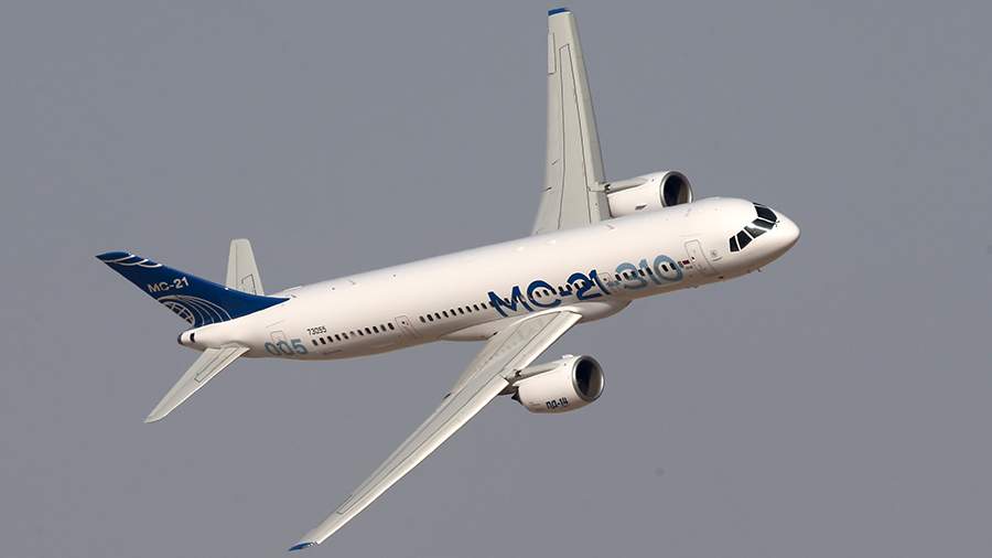 The MC-21-300 aircraft with a wing made of Russian composites made its first flight