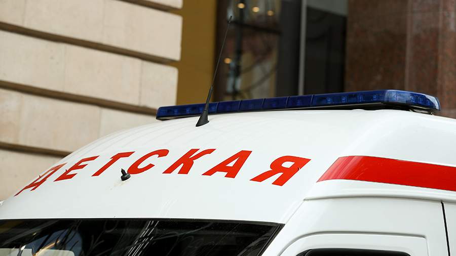 In Moscow, a teenager crashed into a tree on a “cheesecake” and died