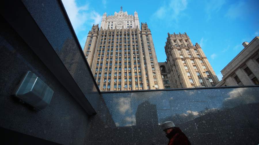 Russian Foreign Ministry rejected the possibility of returning to the “Iron Curtain” in relations with the West Russian Foreign Ministry rejected the possibility of returning to the “Iron Curtain” in relations with the West