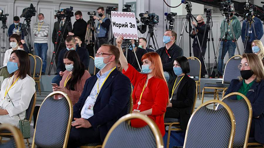 Putin appreciated possible measures to support folk art