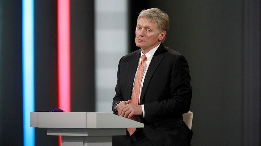 Peskov explained the emotionality of Putin at a press conference by the threat to the security of the Russian Federation