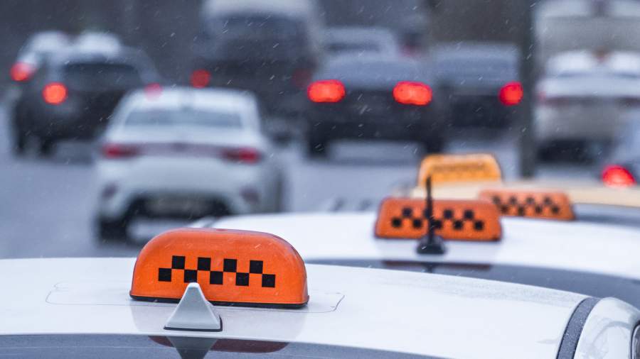 The traffic police named the most frequent traffic violations by taxi drivers