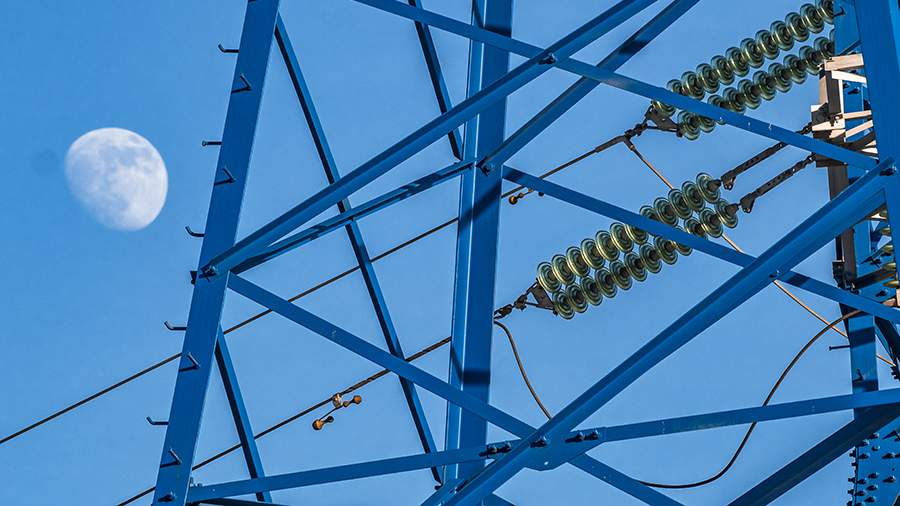 Emergency mode announced in three districts of the Vologda region due to power line breaks