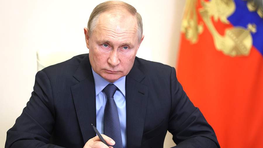 Putin noted Kiev’s failure to fulfill its obligations to return the assets of the USSR to Russia