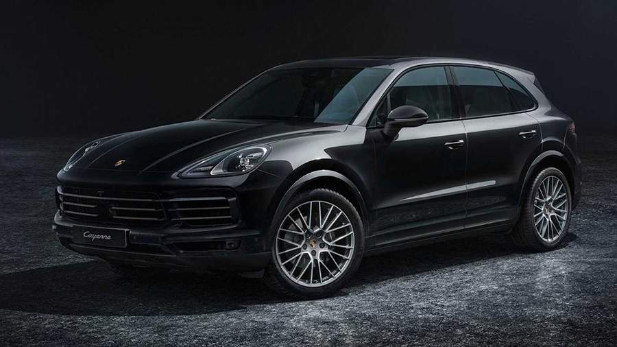 Sales of a new version of the Porsche Cayenne began in Russia