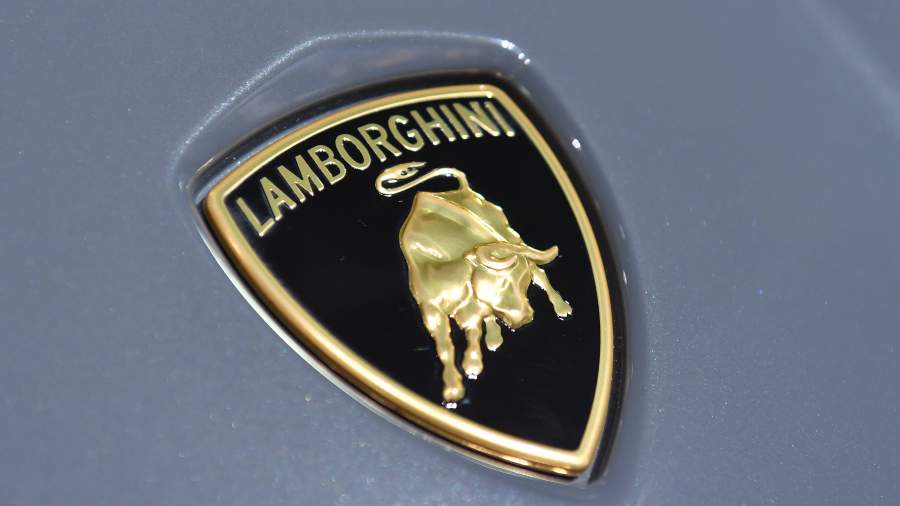 Lamborghini will switch to the production of hybrid supercars