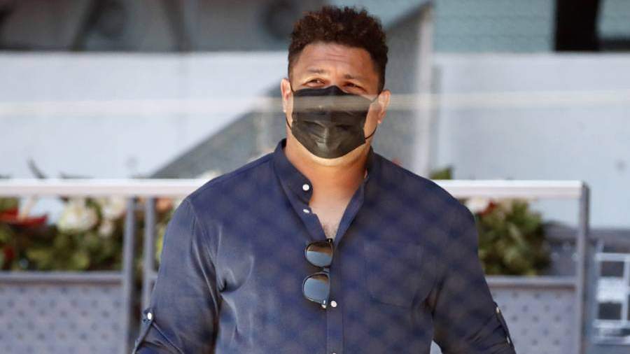 Ronaldo gets sick with COVID-19