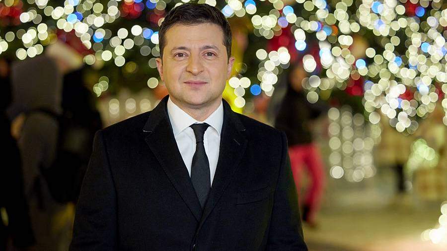 Zelensky congratulates Ukrainians on Christmas at a ski resort