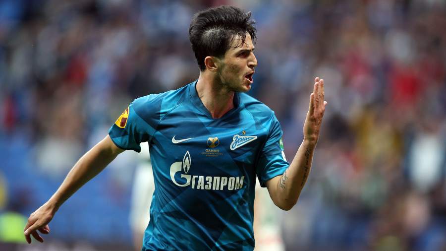 “Bayer” announced the signing of a contract with the football player “Zenith” Azmoun