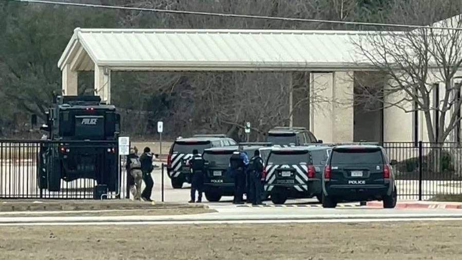 In Texas, an unknown person took hostages in a synagogue