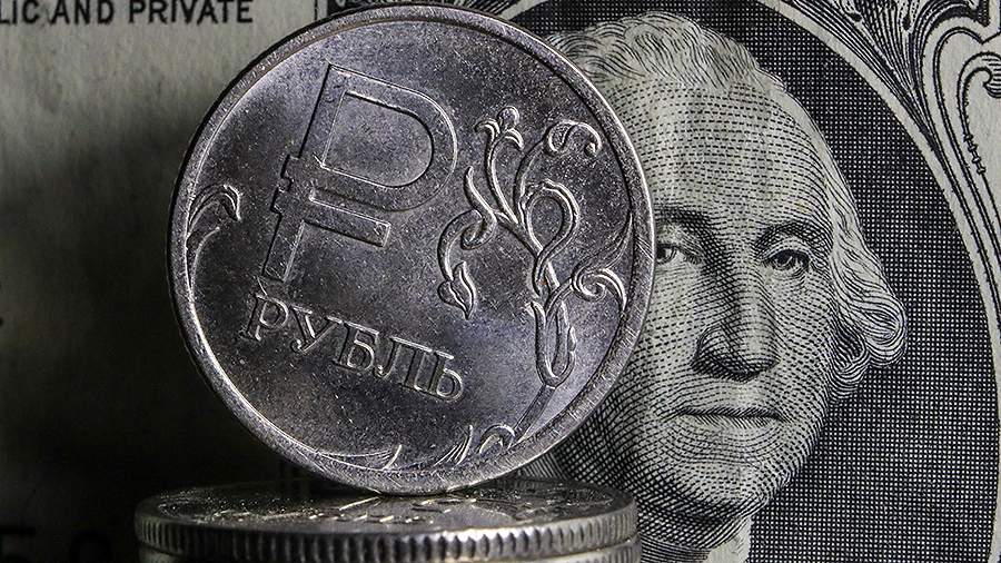Experts allowed the ruble to fall in the event of US sanctions