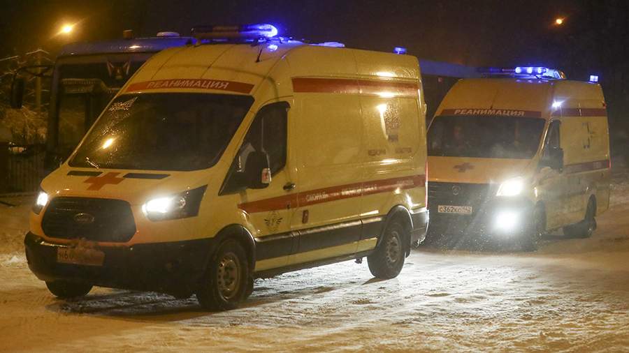About 90 miners were evacuated from the Anzherskaya-Yuzhnaya mine in Kuzbass