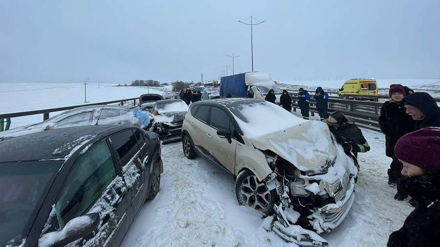 50 cars collided on the M-4 highway near Tula