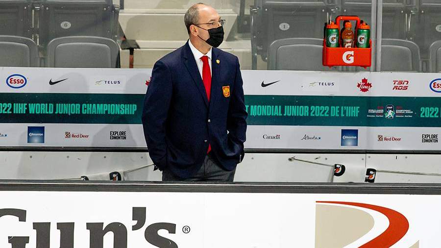The head coach named the reasons for the removal from the flight of the Russian youth ice hockey team
