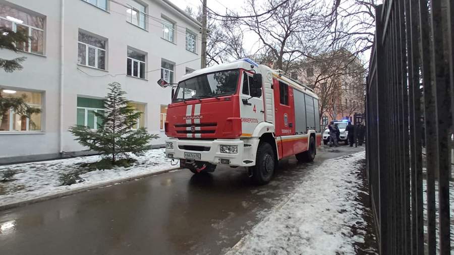 Schools in Simferopol canceled classes due to reports of mining