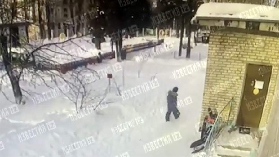 Published footage of the escape of a boy from a kindergarten near Moscow