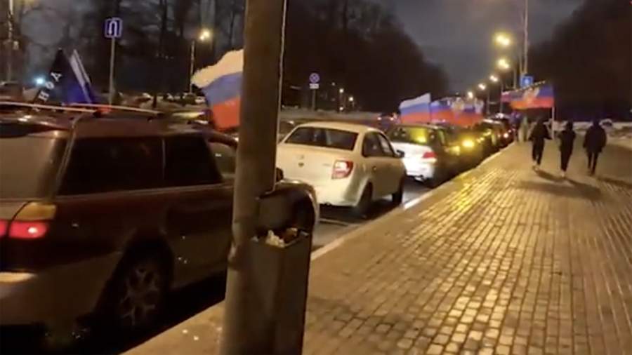 A motor rally in honor of the recognition of the independence of the republics of Donbass started in Moscow