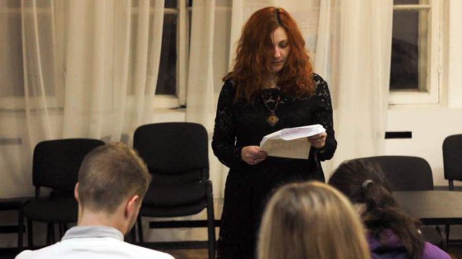 Colleagues of the “dismissed for Kharms” teacher told their version of events