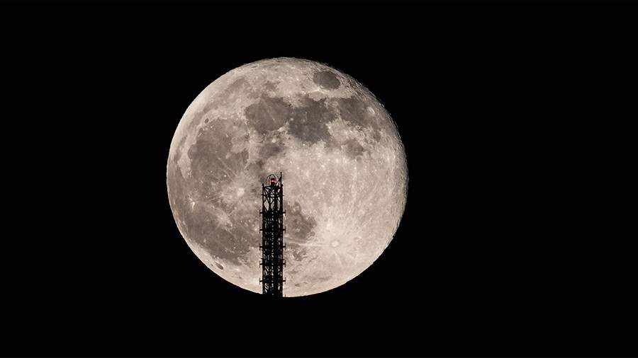 Russia and China sign agreement on lunar exploration