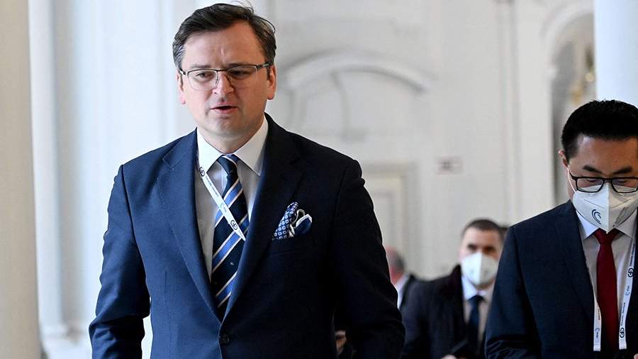 Kuleba recognized Ukraine’s refusal of nuclear weapons as a mistake