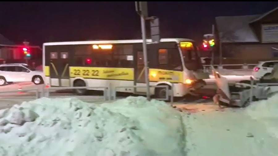 In the Irkutsk region, a man died in an accident with a bus