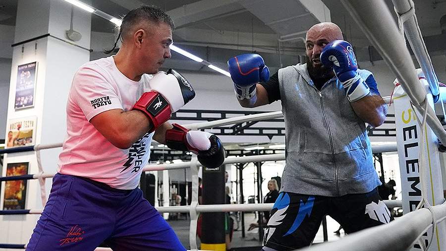 Ismailov and Durodola held training before the fight