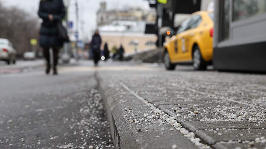 The traffic police warned drivers about the difficult situation on the roads in Moscow