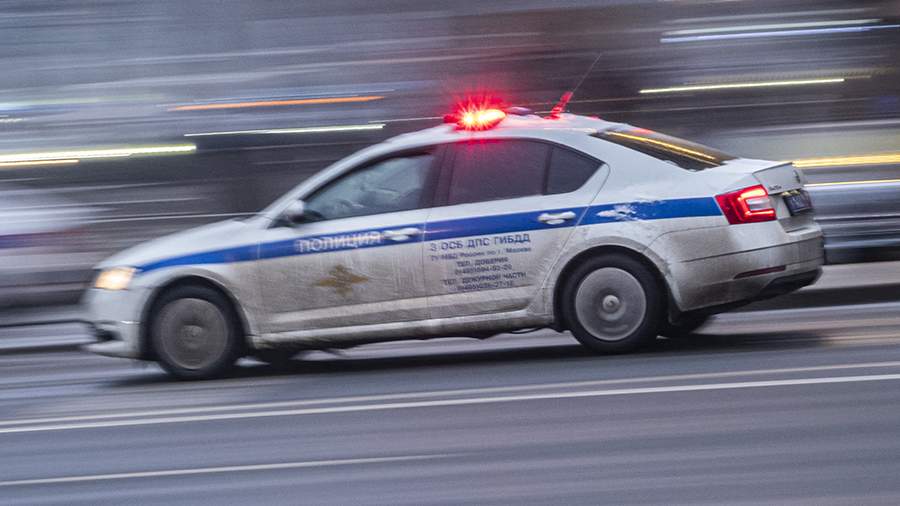 The truck overturned in the Kutuzovsky tunnel in Moscow