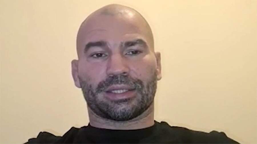 Fighter Lobov expressed confidence in the early end of the fight between Petrovsky and Oyal Fighter Lobov expressed confidence in the early end of the fight between Petrovsky and Oyal