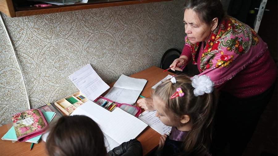 Адвокат Шугаев рассказал «Известиям», как получить выплаты для детей от 8 до 16 лет