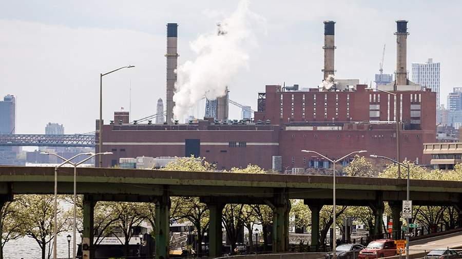 Выбросы на заводе