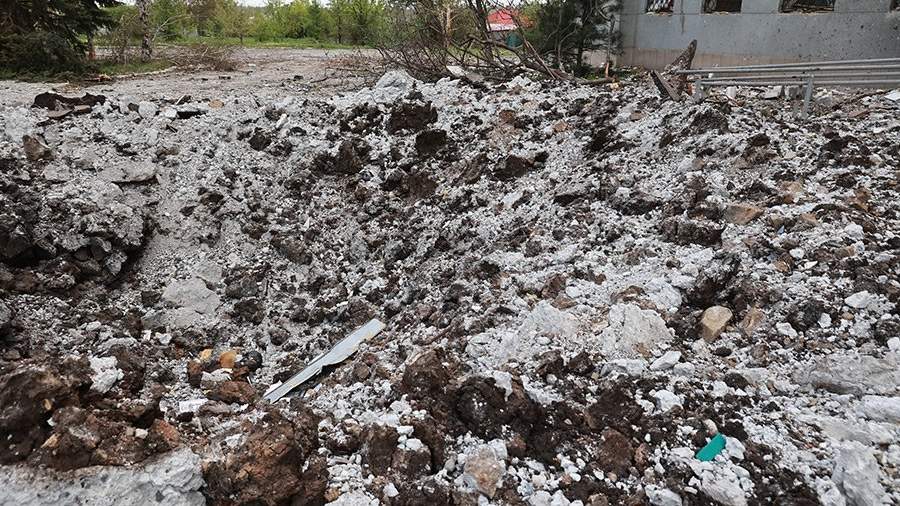 Воронка от снаряда