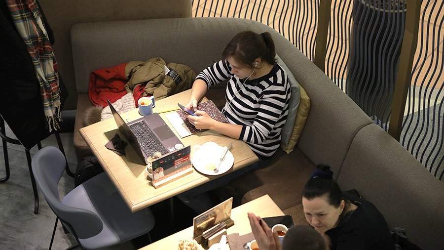 Аналитик призвал россиян отказаться от подключения к Wi-Fi в кафе и ресторанах
