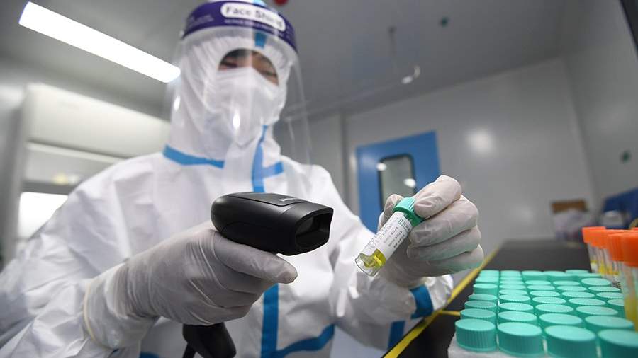 Ученый спрогнозировал появление нового штамма коронавируса в Китае
