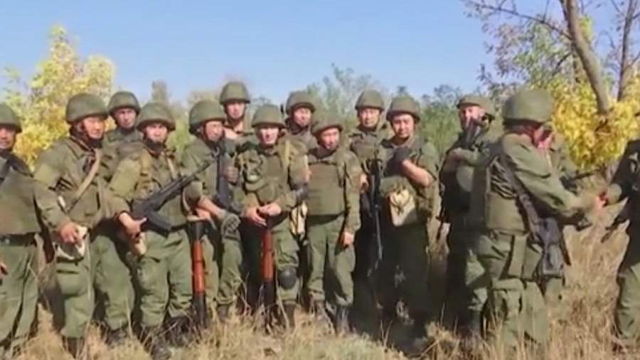 Новые группы мобилизованных начали проходить обучение на полигоне в Донбассе