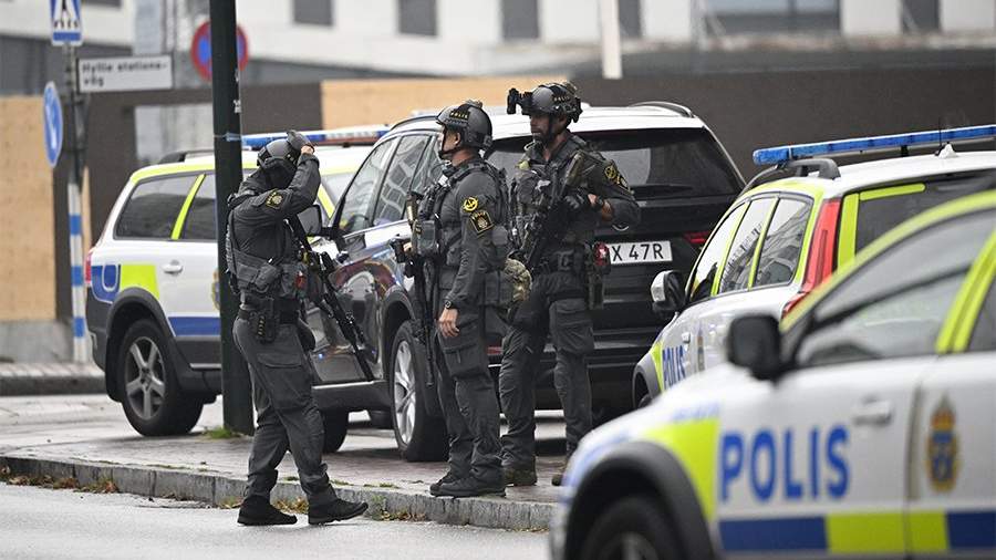 В Швеции несколько человек получили ножевые ранения в школе