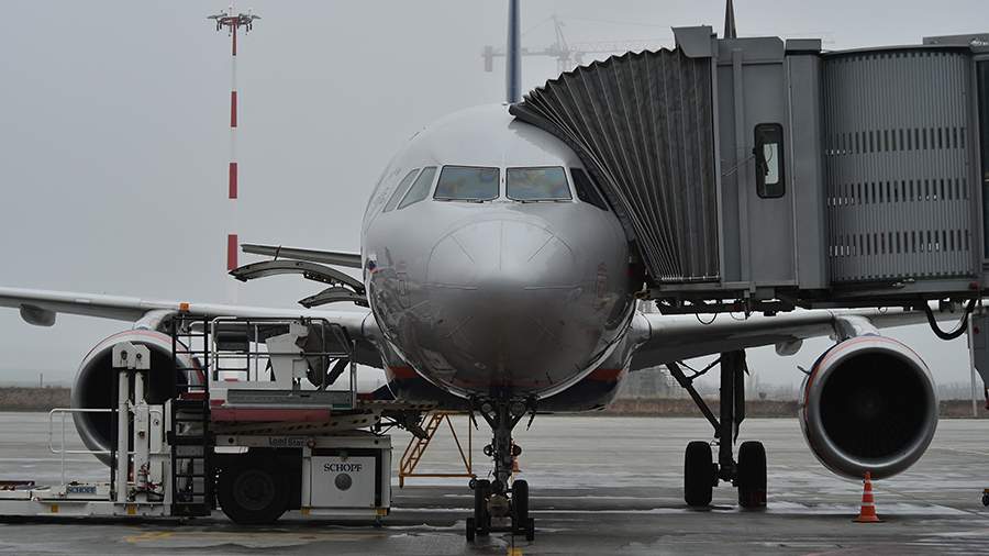 Несколько рейсов задержали на вылет из Екатеринбурга из-за непогоды