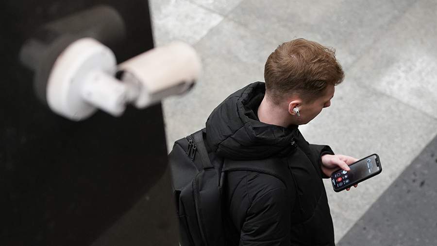 Телефонный определитель номера. Приложение определяющее владельца номера. Как узнать владельца авто по номеру машины. Номер телефона по номеру машины. Неизвестный номер звонит.