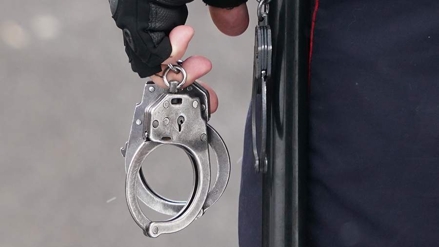 Две картины за 10 млн рублей украли из квартиры пенсионера в Ленобласти