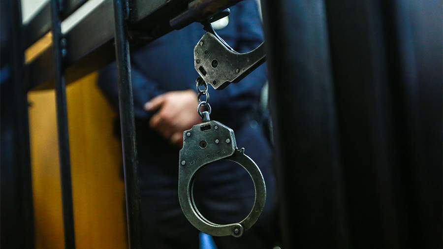 Двух граждан России приговорили к 13 и 14 годам лишения свободы за государственную измену