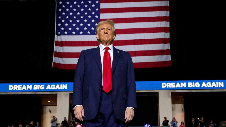 Лавров в интервью Карлсону охарактеризовал Трампа как сильного человека
