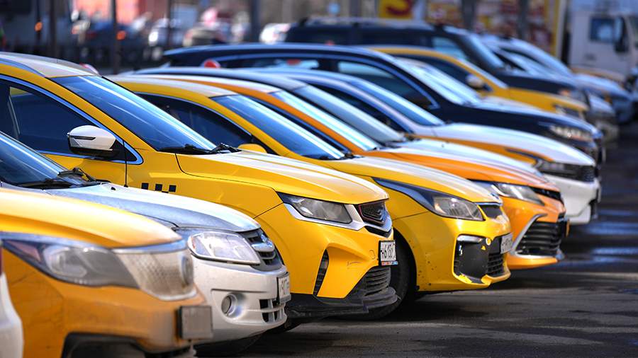 
                    Список локализованных авто для такси составят до конца года

        