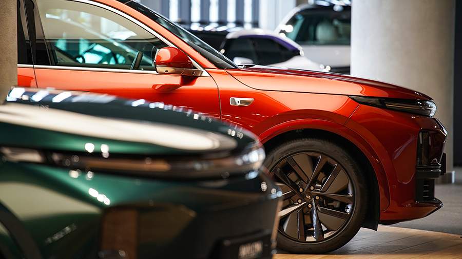 
                    Владельцам «серых» Li Auto в РФ позволят официально обслуживать авто

        