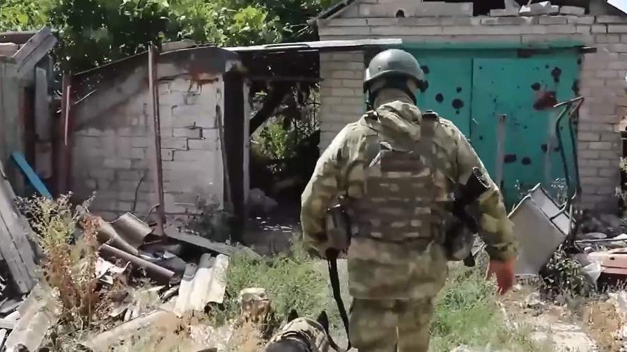 В ДНР росгвардейцы обнаружили склад ВСУ с иностранным оружием